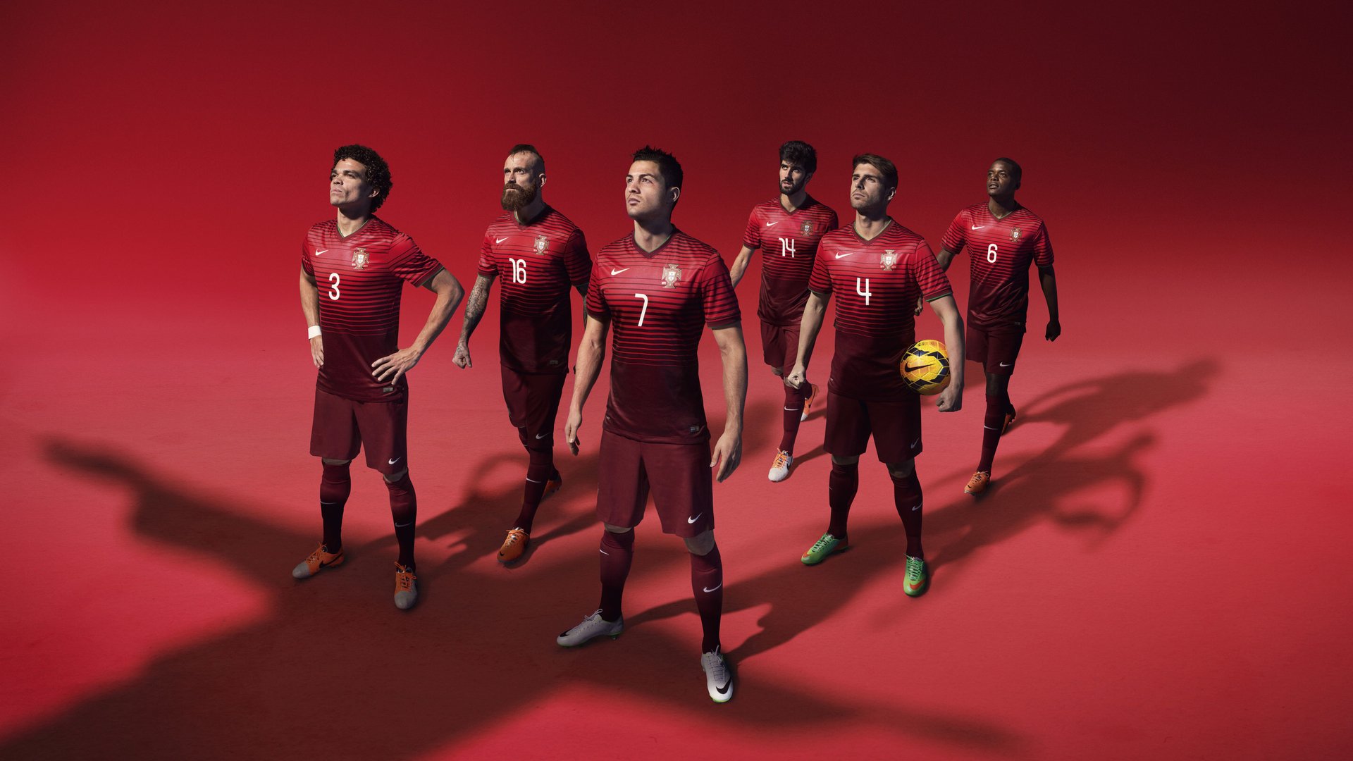 “快速、激烈，充满变化！壁球赛场在高新区全民健身馆上演极速竞技”