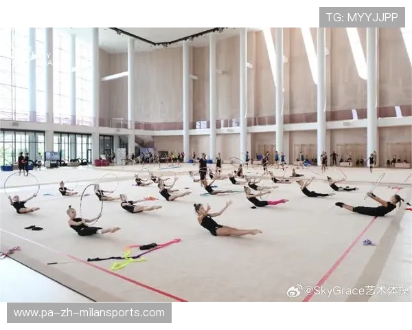 体操俱乐部与艺术学校联合开展交流课程增强表现力,艺术体操社团介绍